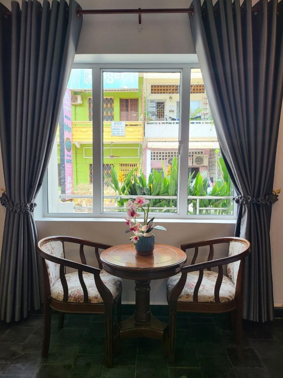 פנום פן Sun Chakra Boutique Hotel מראה חיצוני תמונה