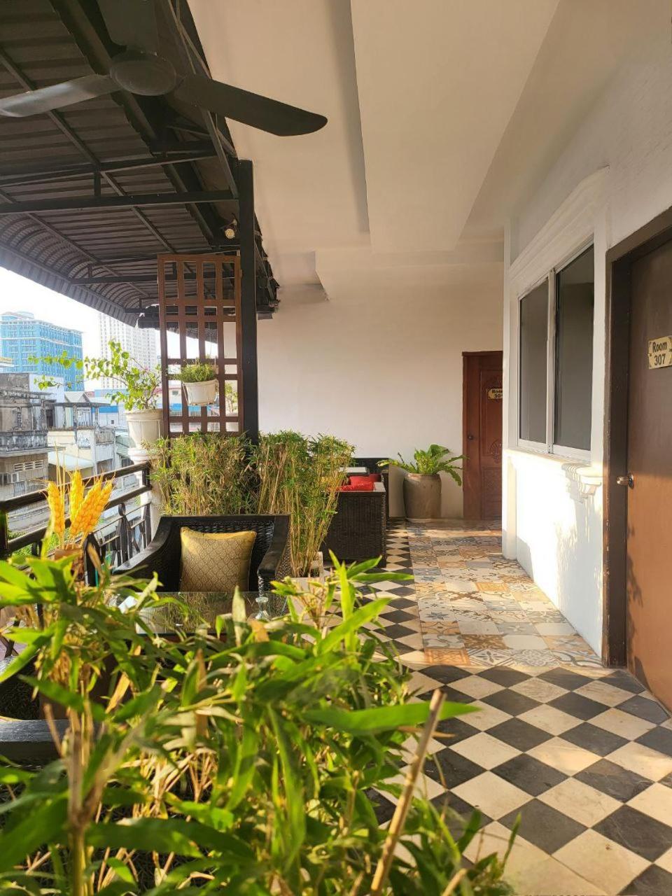 פנום פן Sun Chakra Boutique Hotel מראה חיצוני תמונה