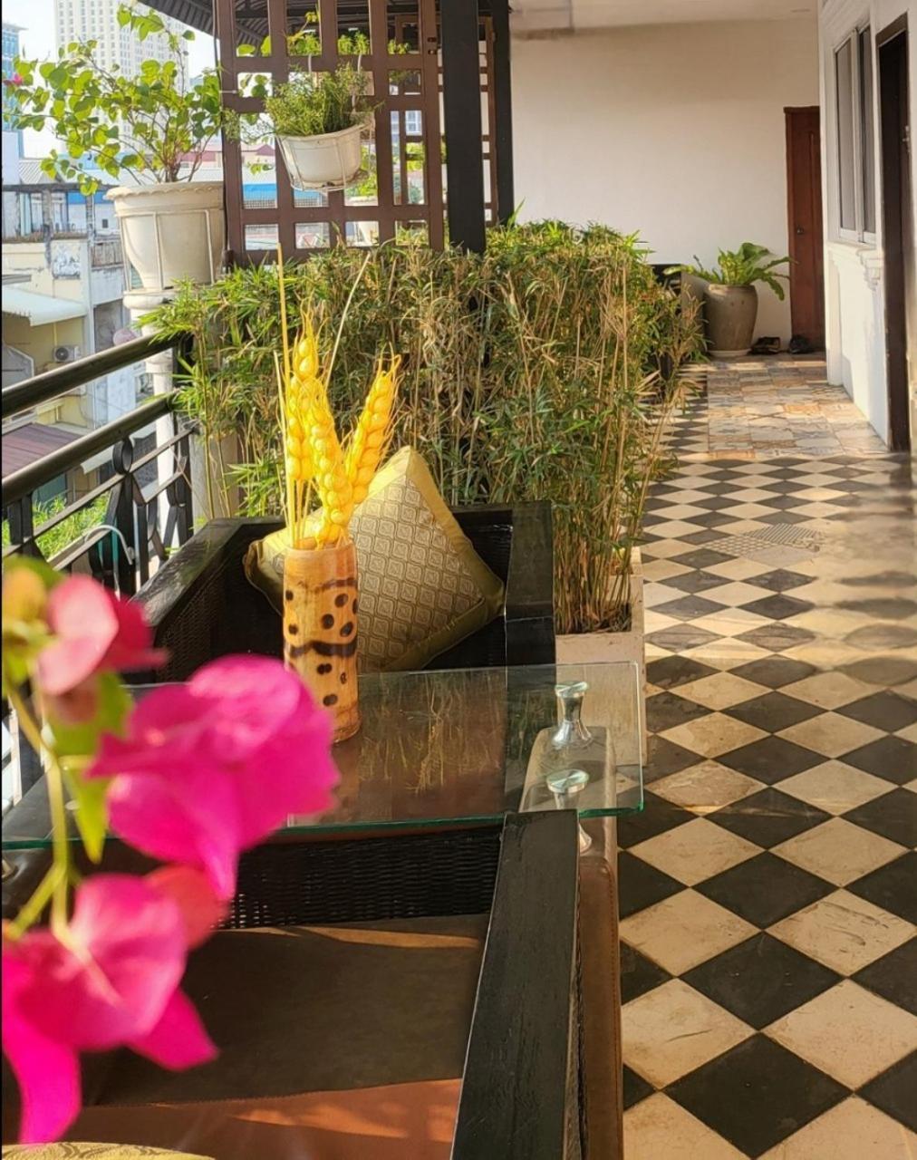 פנום פן Sun Chakra Boutique Hotel מראה חיצוני תמונה